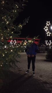 Ætlar þú ekki að horfa ???!! Myndin Sigur Fyrir Sjálfsmyndina sýnd 29.desember kl 20:35 á RÚV. 

Heimildarmynd eftir Magnús Orra Arnarson sem fylgir íslenskum keppendum á Heimsleika Special Olympics á Ítalíu 2025.

Myndin veitir innsýn inn í undirbúning, keppnina sjálfa og þá mannúð og virðingu sem einkennir starf Special Olympics samtakanna.

@ruvgram 
@ruvithrottir 
@moa_production